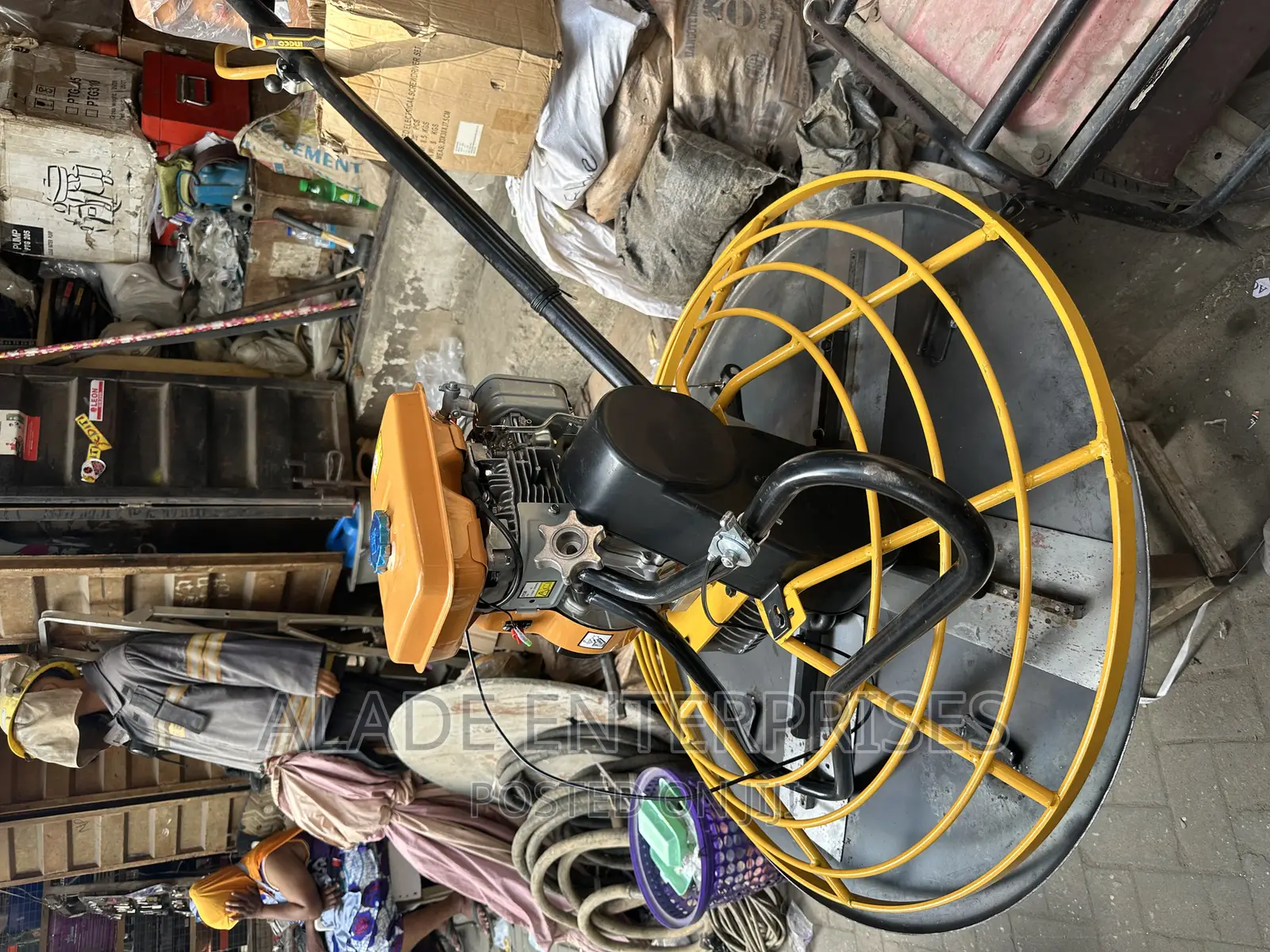 Power Trowel With Robin Ey20 Engine And 5hp Gasoline 14’