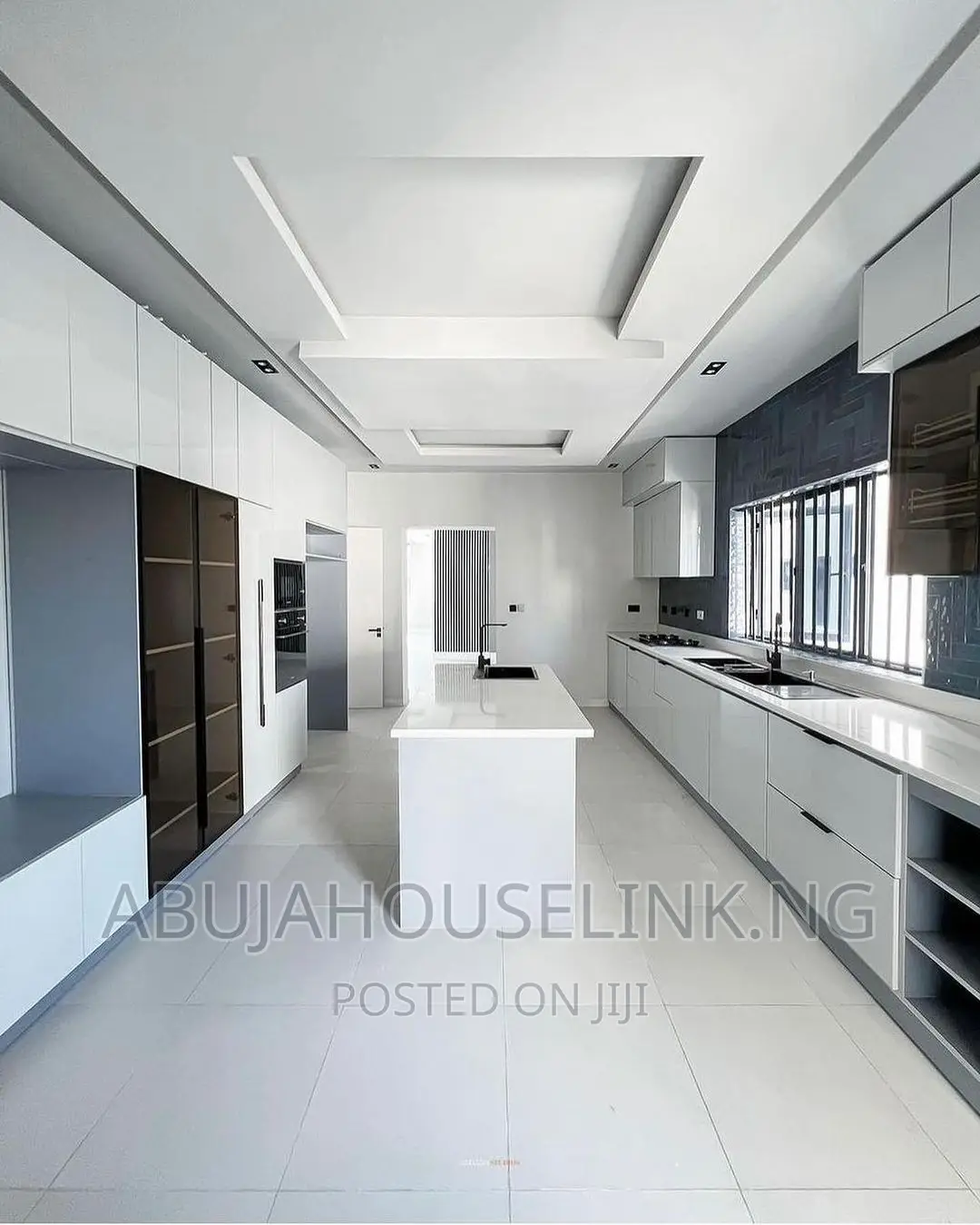5bdrm Duplex in Asokoro Main Abuja for sale