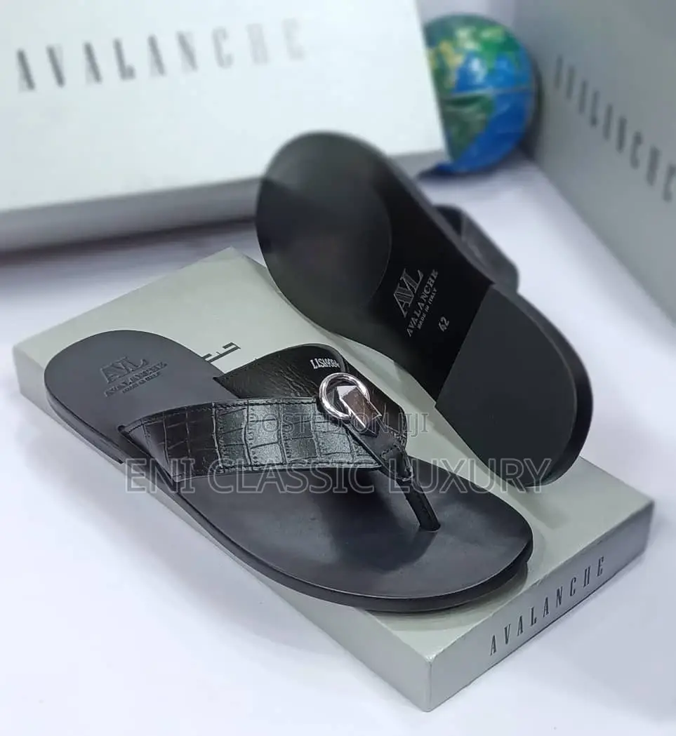Most Wanted Trending Luxury Slippers Avalanche Available