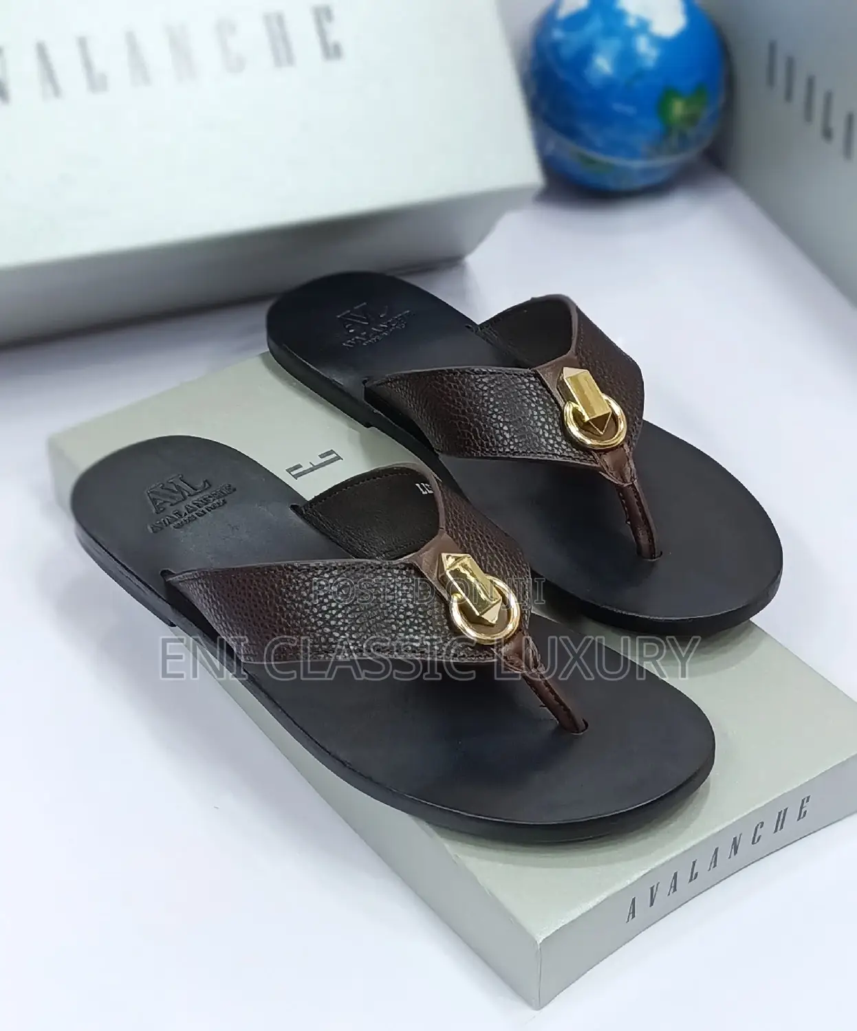 Most Wanted Trending Luxury Slippers Avalanche Available