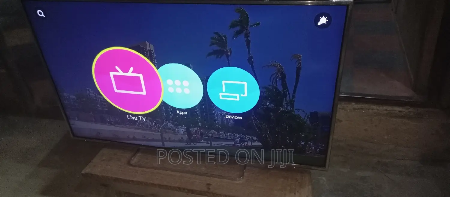 UK Used 55 Inches Panasonic Smart TV