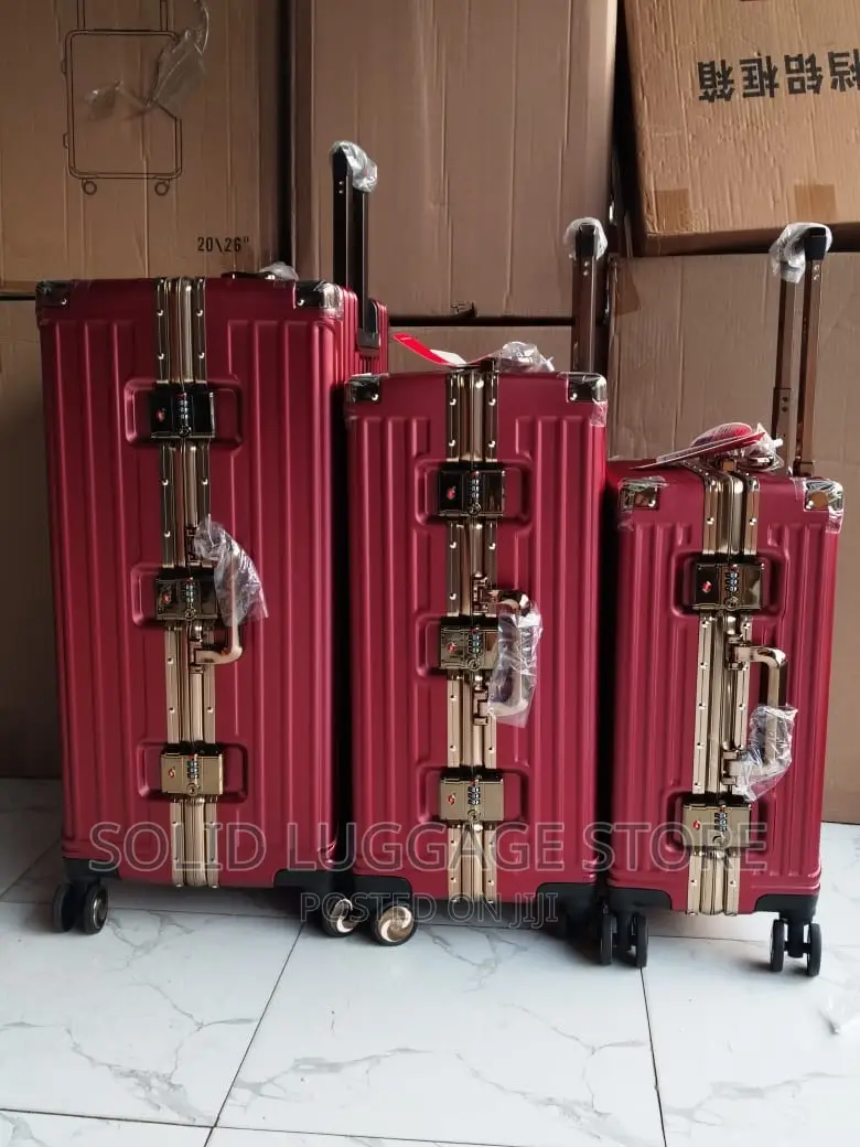 Set of 3 Traveling Boxes