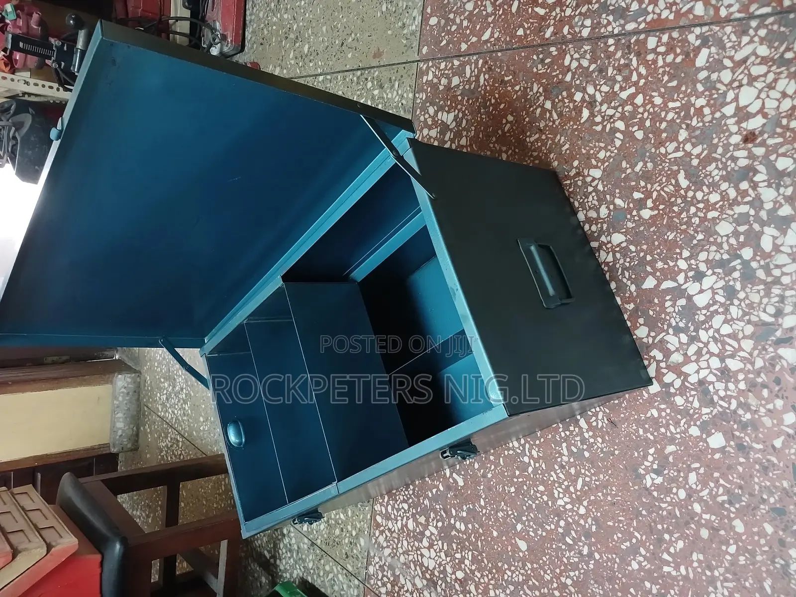 Walter Industrial Storage Tool Box Cases