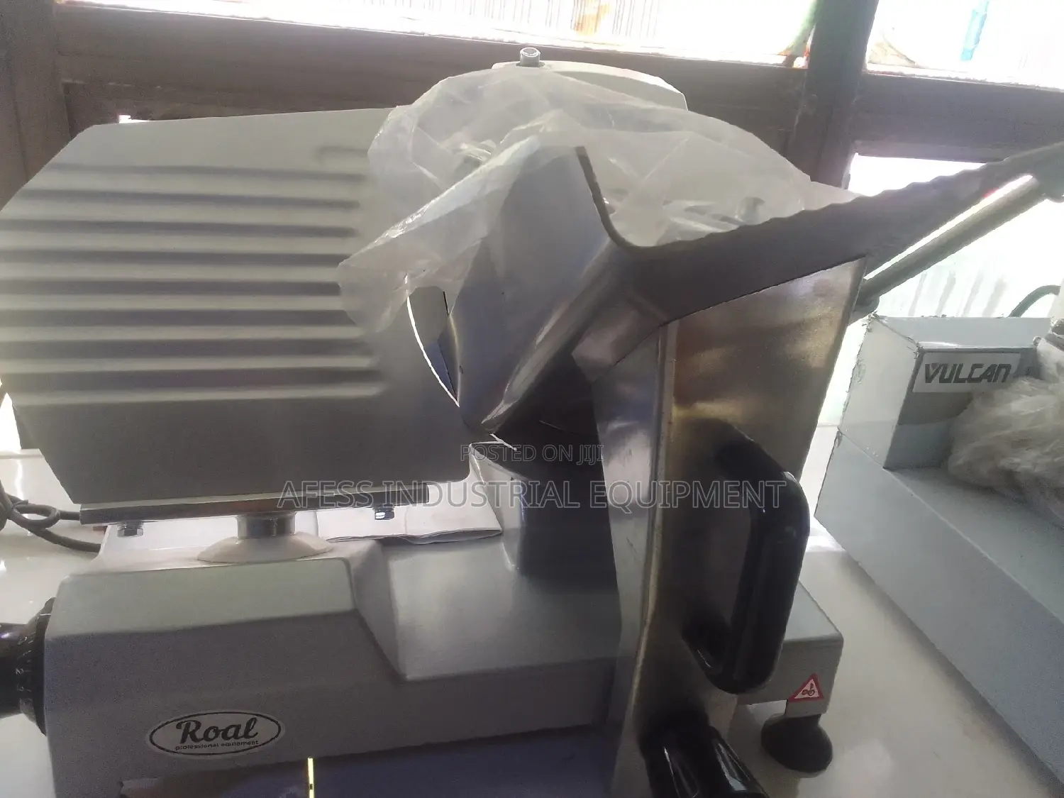 Electric Meat Slicer