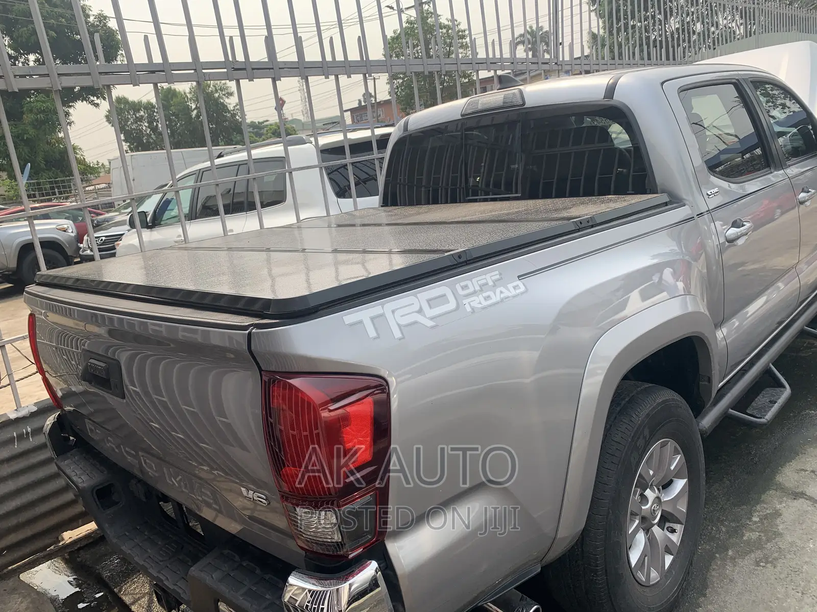Toyota Tacoma SR5 2019 Silver