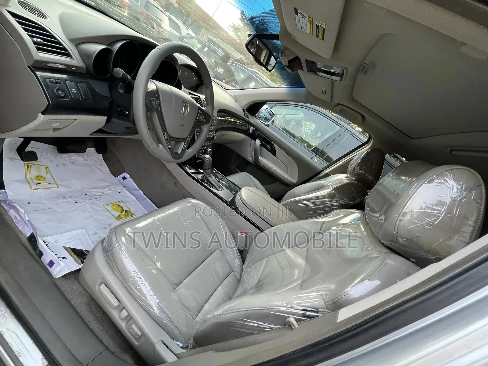 Acura MDX SUV 4dr AWD (3.7 6cyl 5A) 2009 Silver