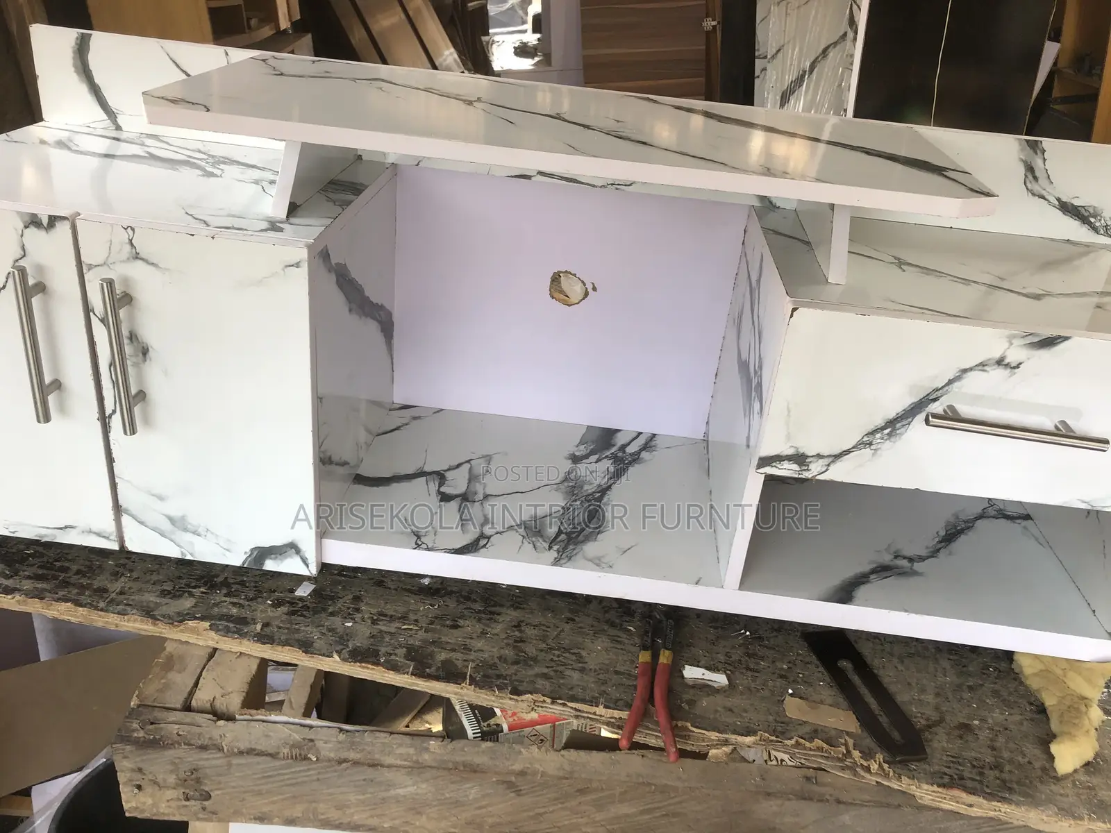 Arise Kola Interior Furniture Maker