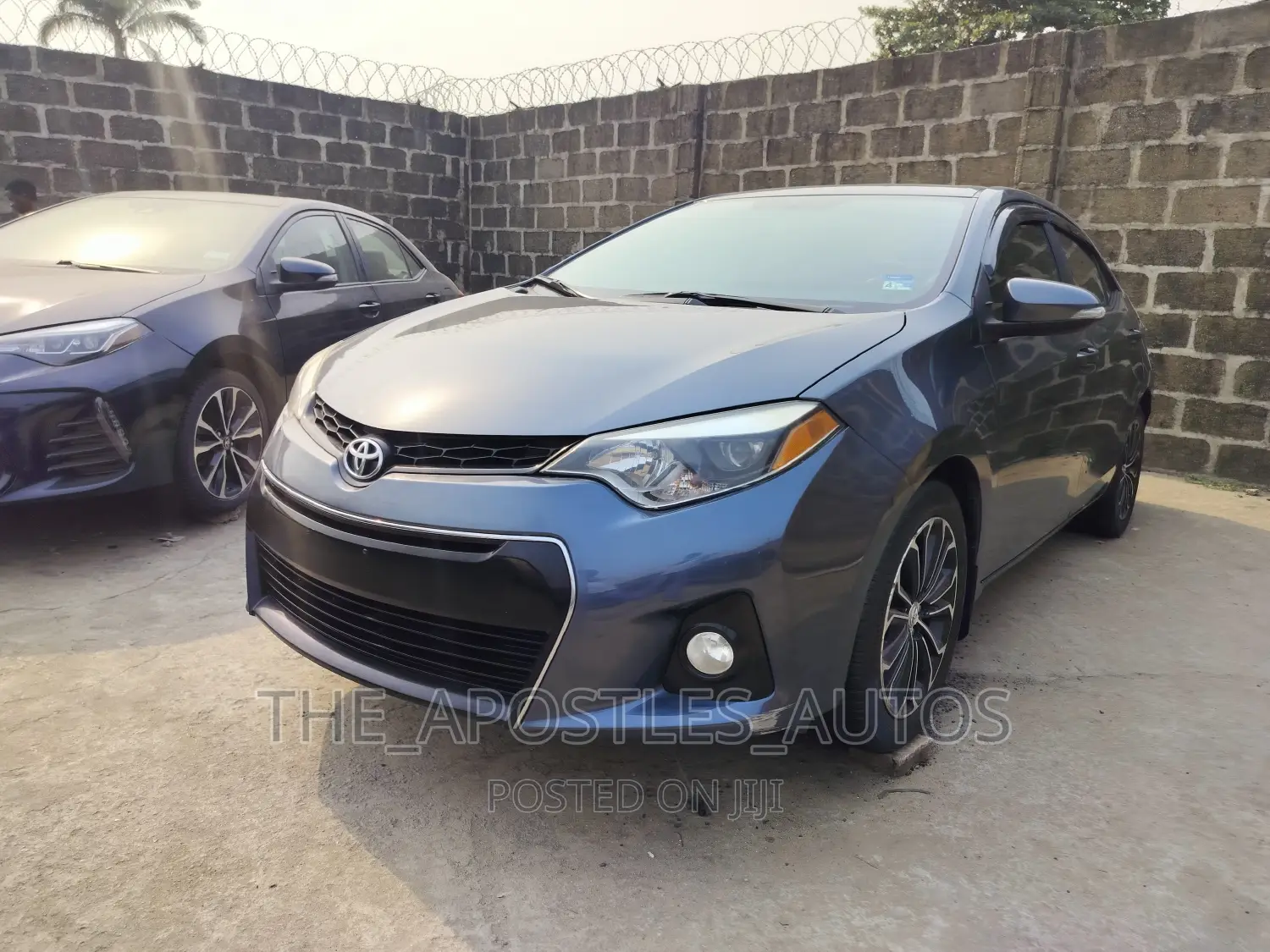 Toyota Corolla 2015 Silver
