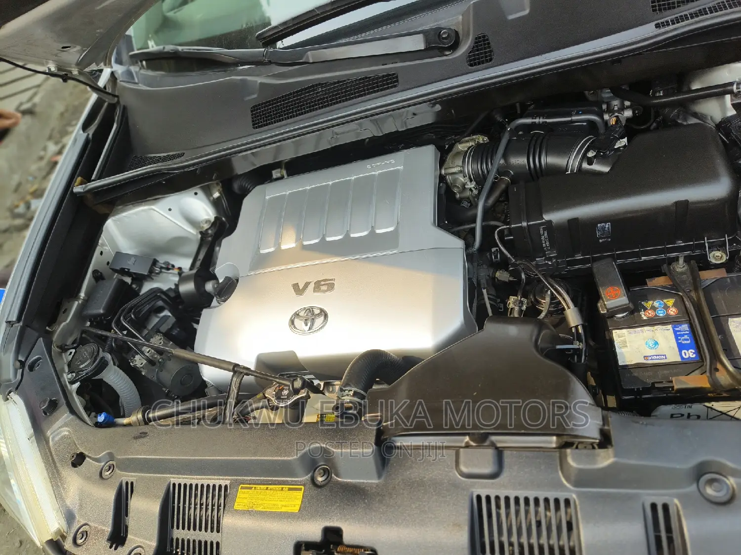 Toyota Highlander Limited 2012 Silver