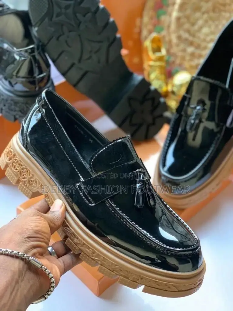 Louis Vuitton With Other Brands Quality Shoe