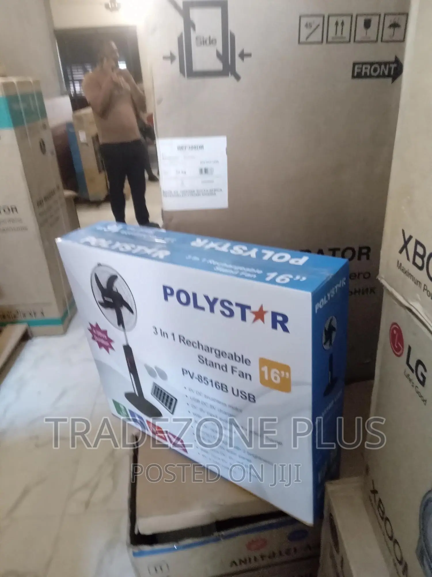 Affordable Standing Fan Polystar Rechargeable Pv8516b -16''