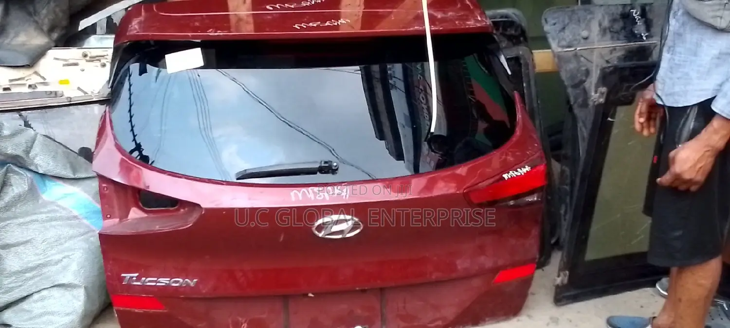 Boot Glass for Hyundai Tucson 2020 Available Now Dm