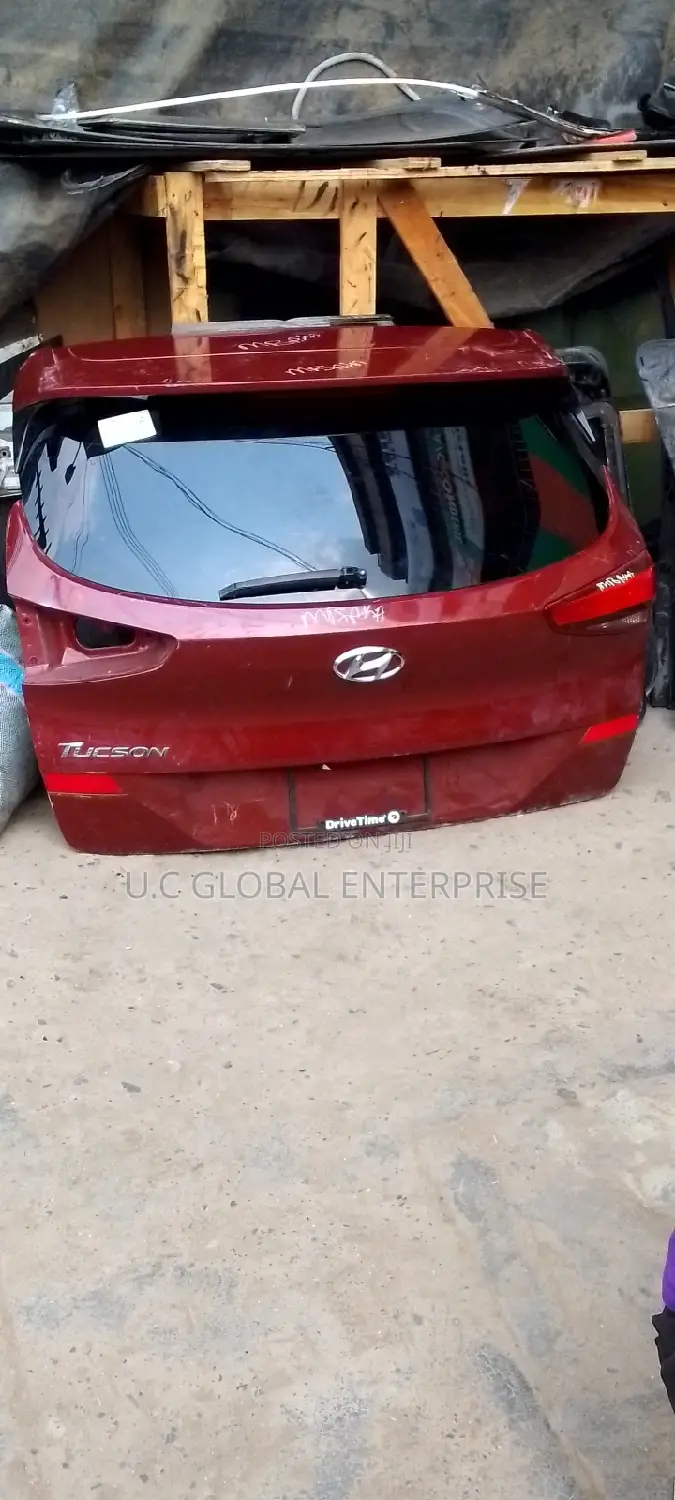 Boot Glass for Hyundai Tucson 2020 Available Now Dm