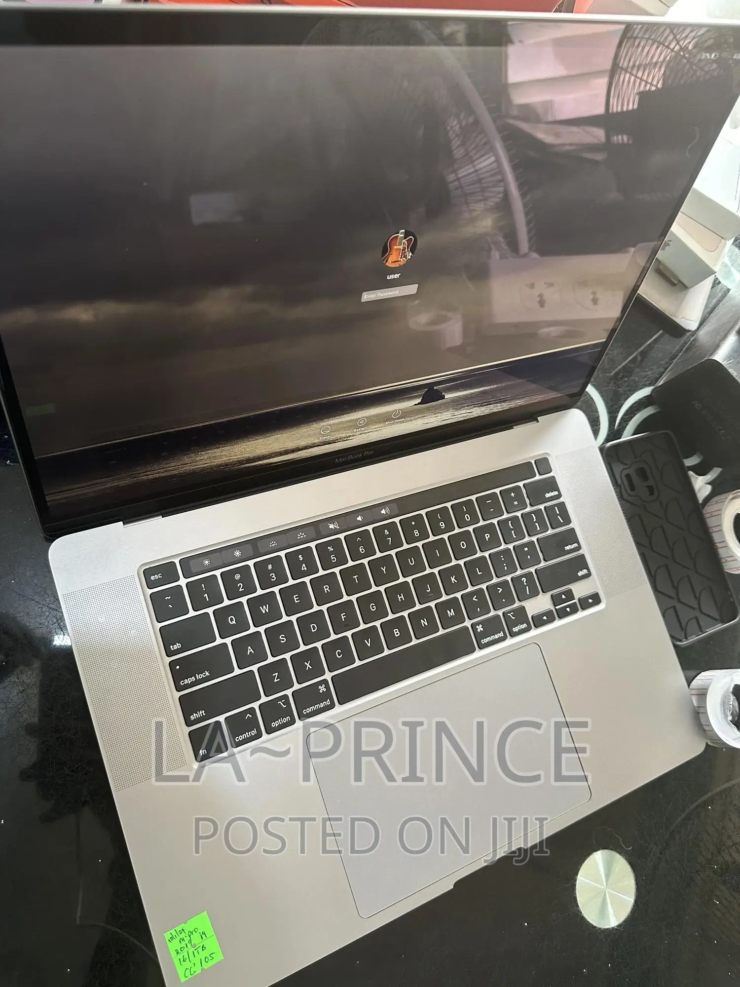 Laptop Apple MacBook Pro 2019 16GB Intel Core I9 SSD 1T