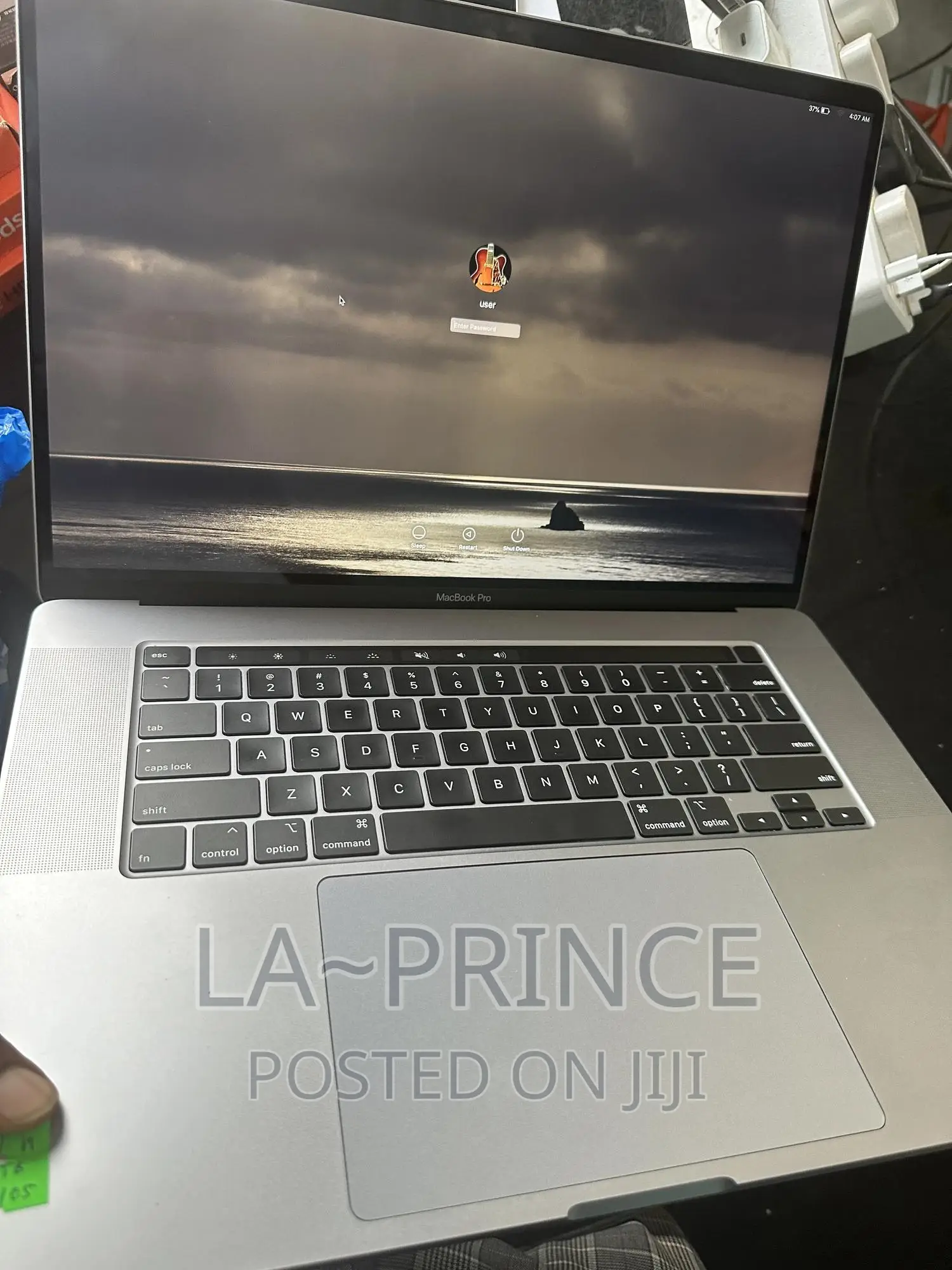 Laptop Apple MacBook Pro 2019 16GB Intel Core I9 SSD 1T