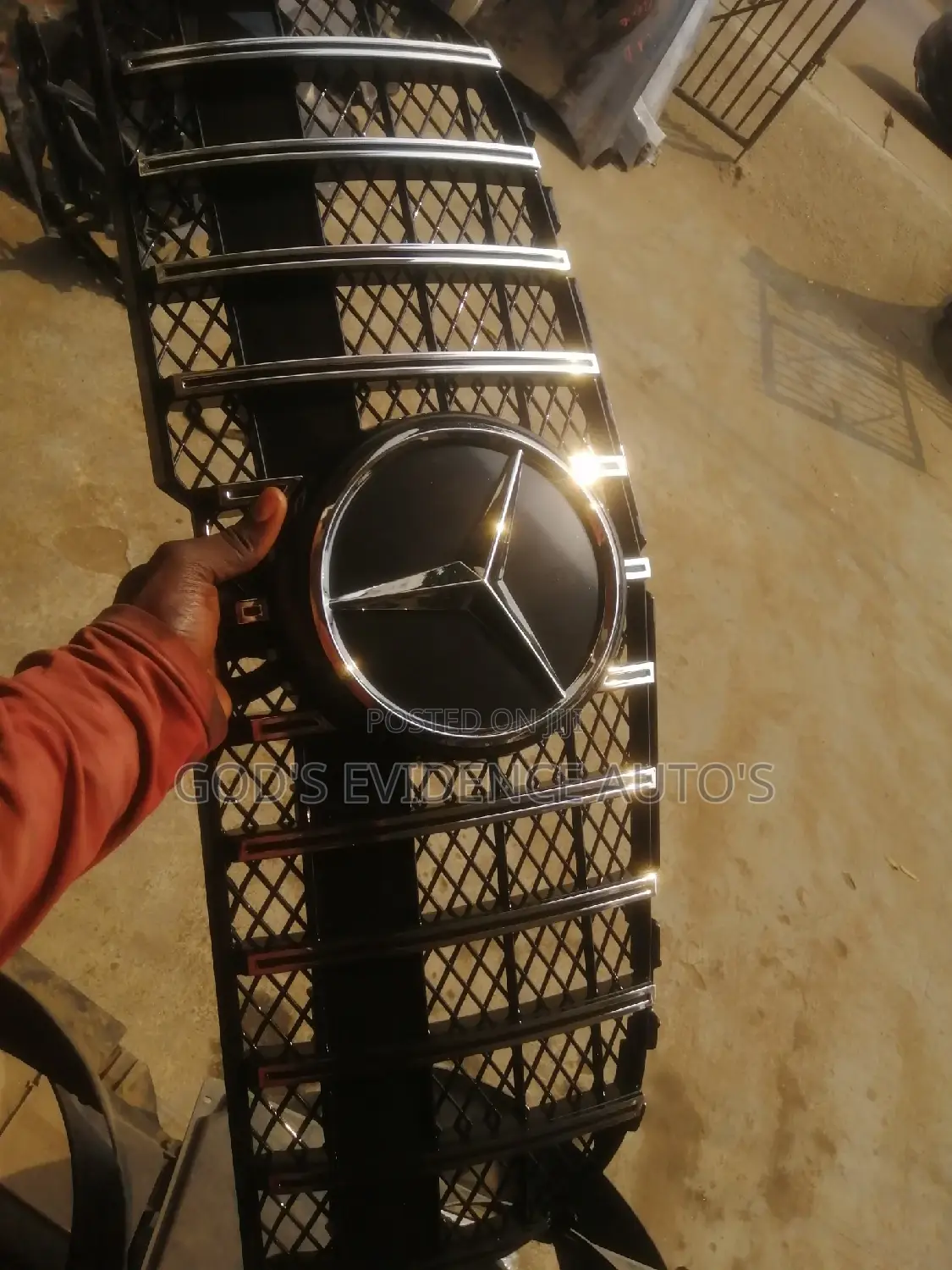 Front Grill GLK 2013 GT