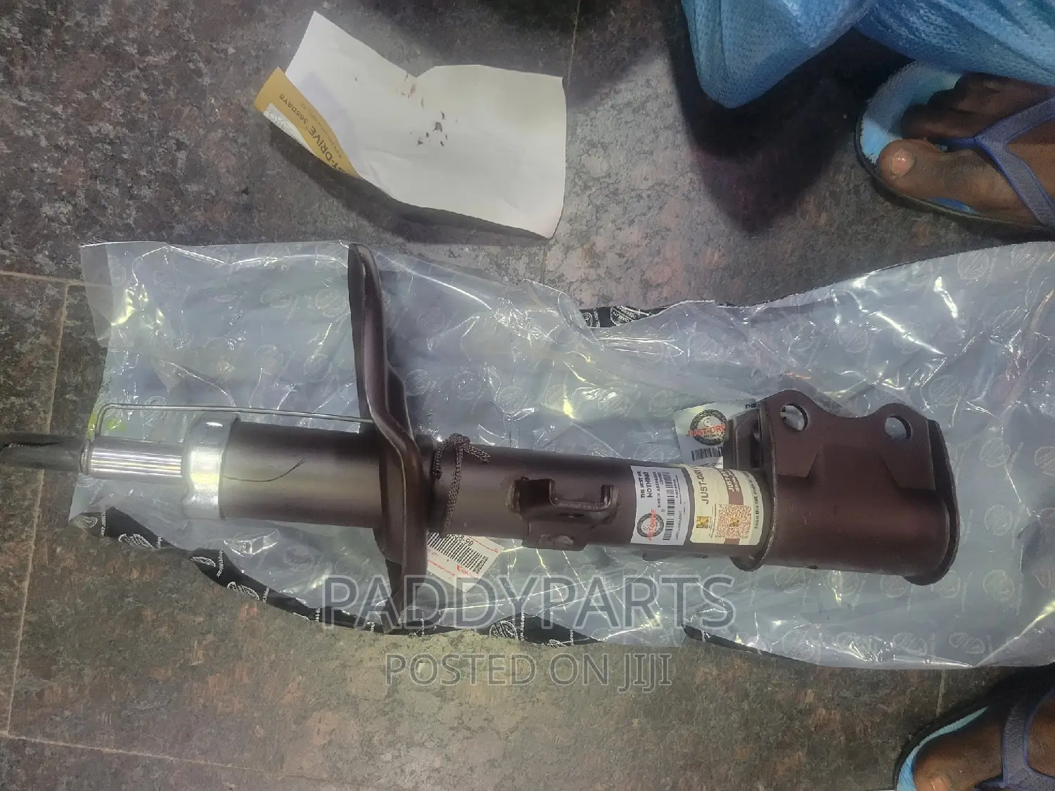 Lexus Rx350 Sh0ck Absorber (Korea)
