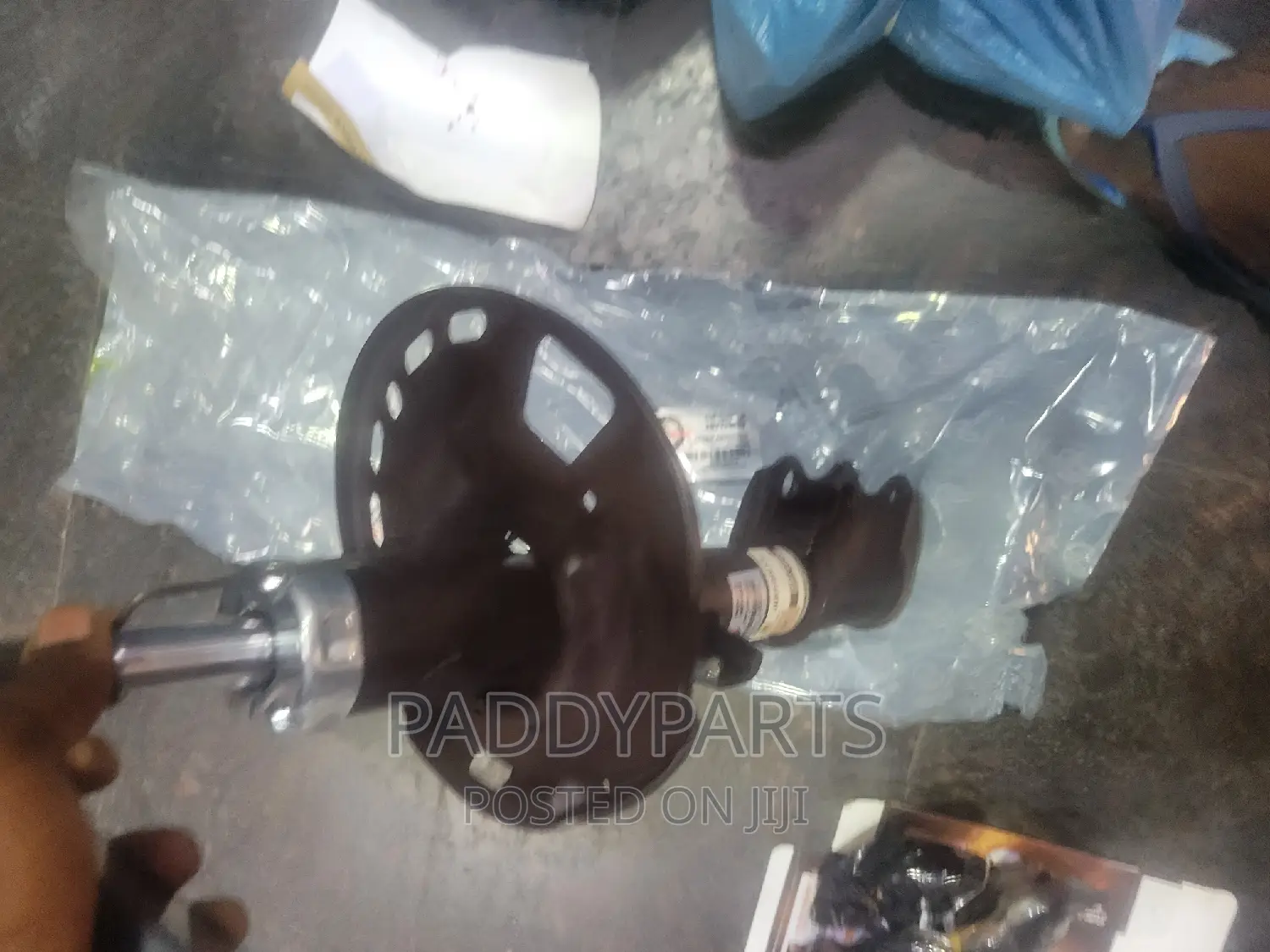 Lexus Rx350 Sh0ck Absorber (Korea)