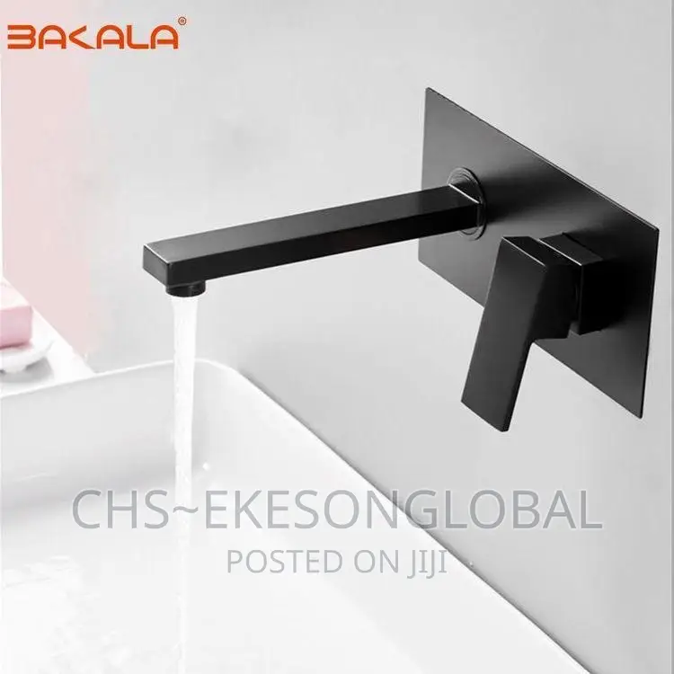Conduit Basin Mixer Black/Chrome