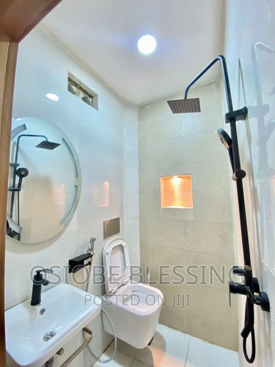 Luxury 2bedrooms Shortlet Apartment With Pool in Abuja
