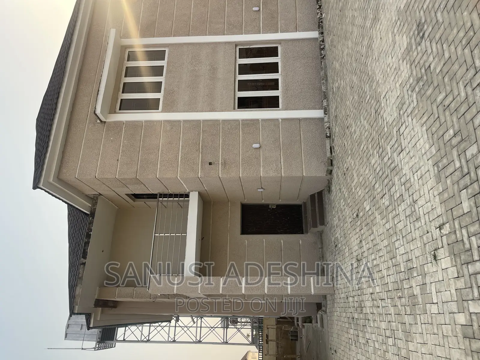 5bdrm Duplex in Guzape Fct Abuja for sale