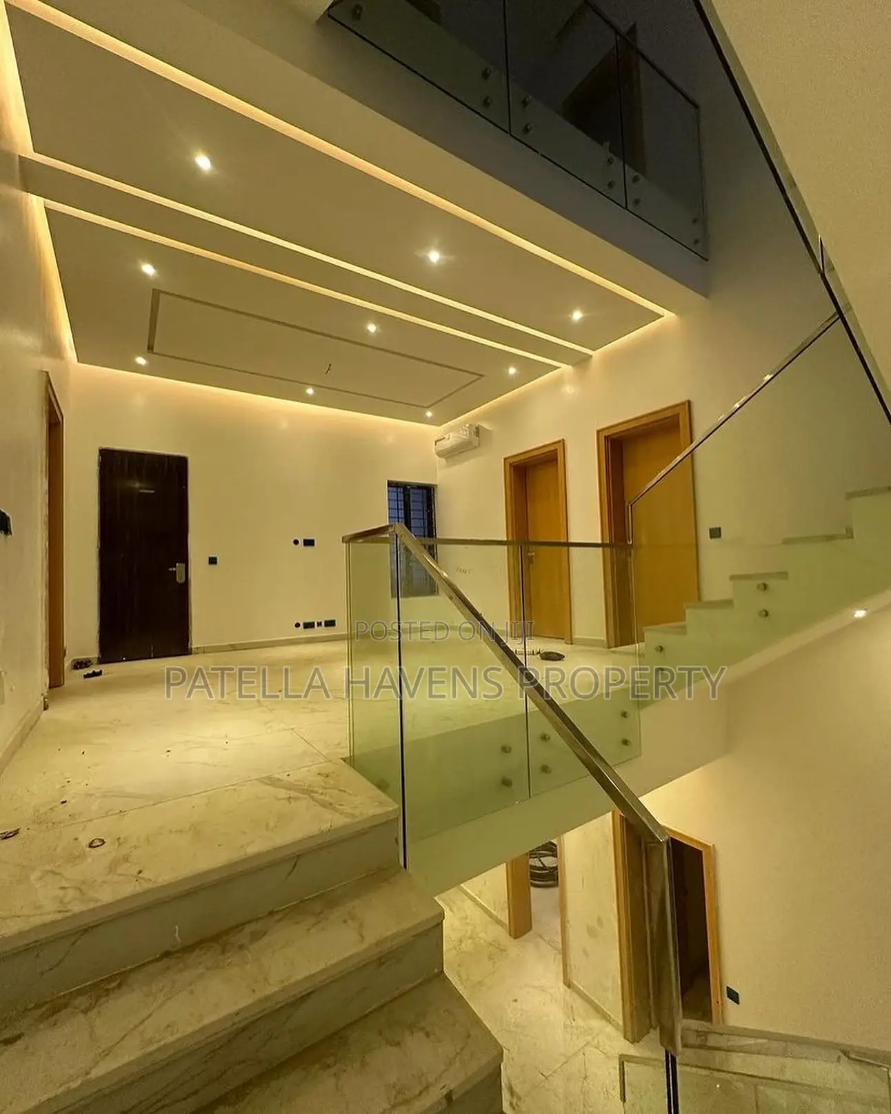5bdrm Duplex in Gwarinpa for sale