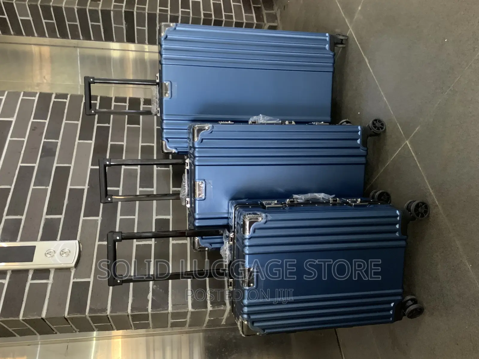 Aluminum Traveling Boxes