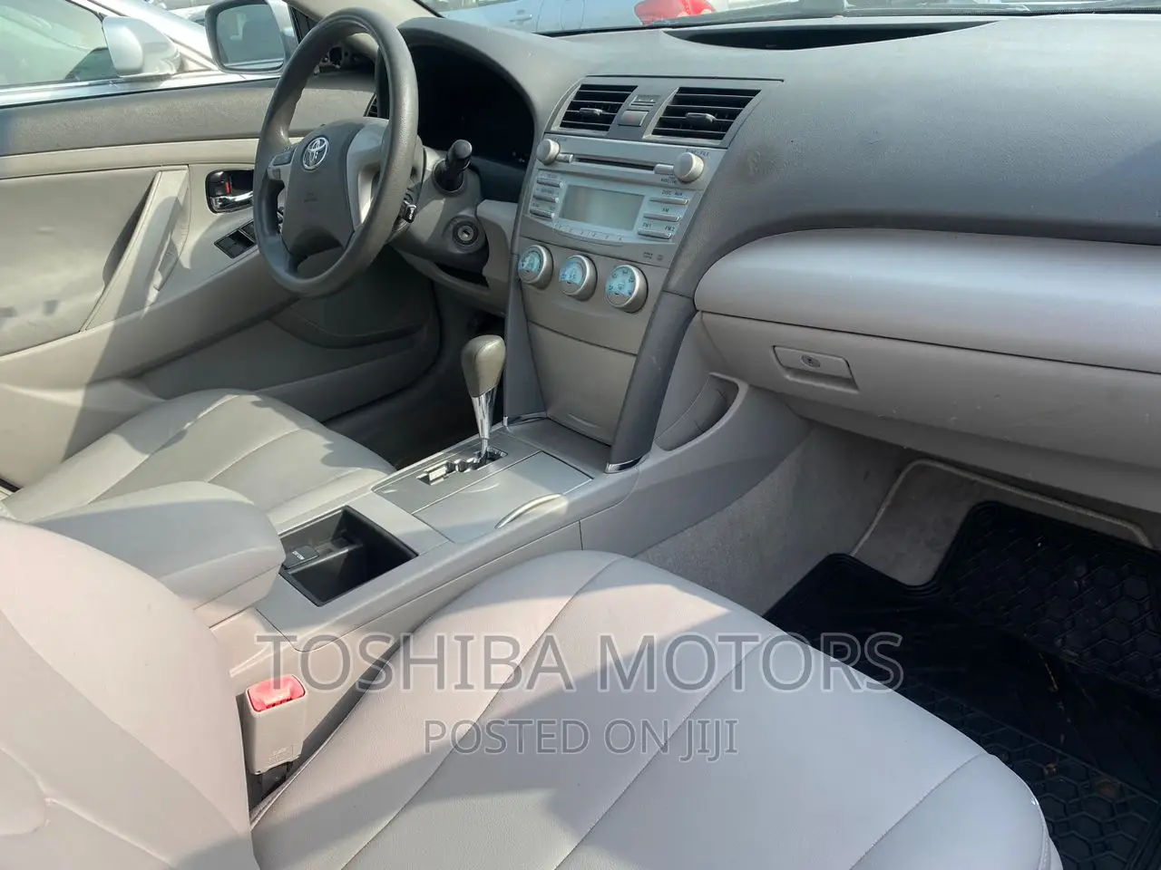 Toyota Camry 2009 Silver