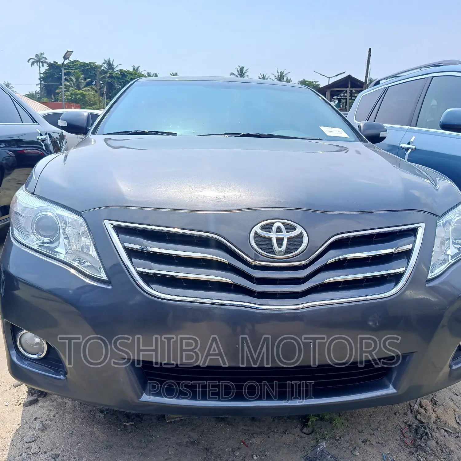 Toyota Camry 2011 Gray