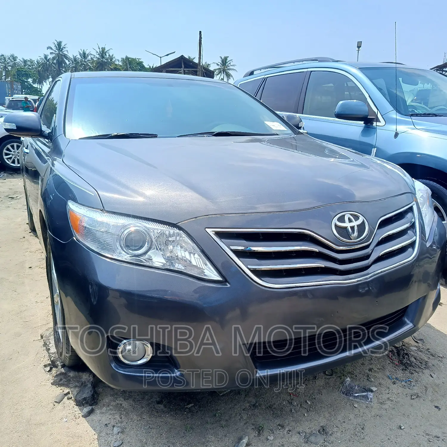 Toyota Camry 2011 Gray