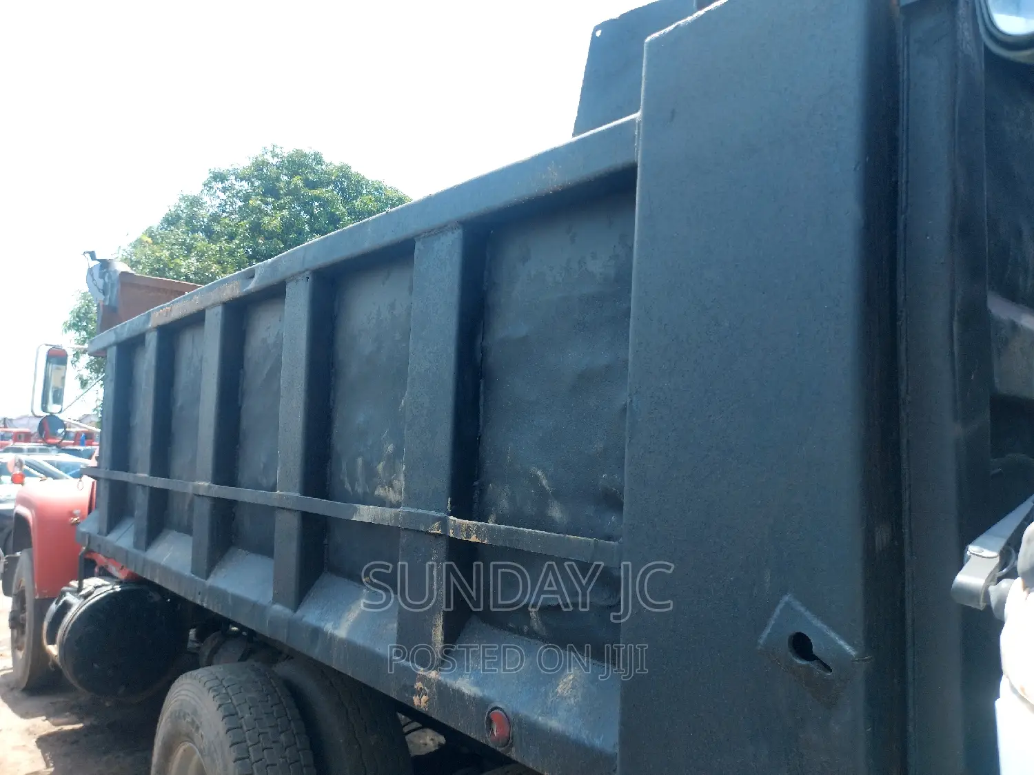 Clean Sound R Model Mack Ten Tyres Dump Truck Superb 12va