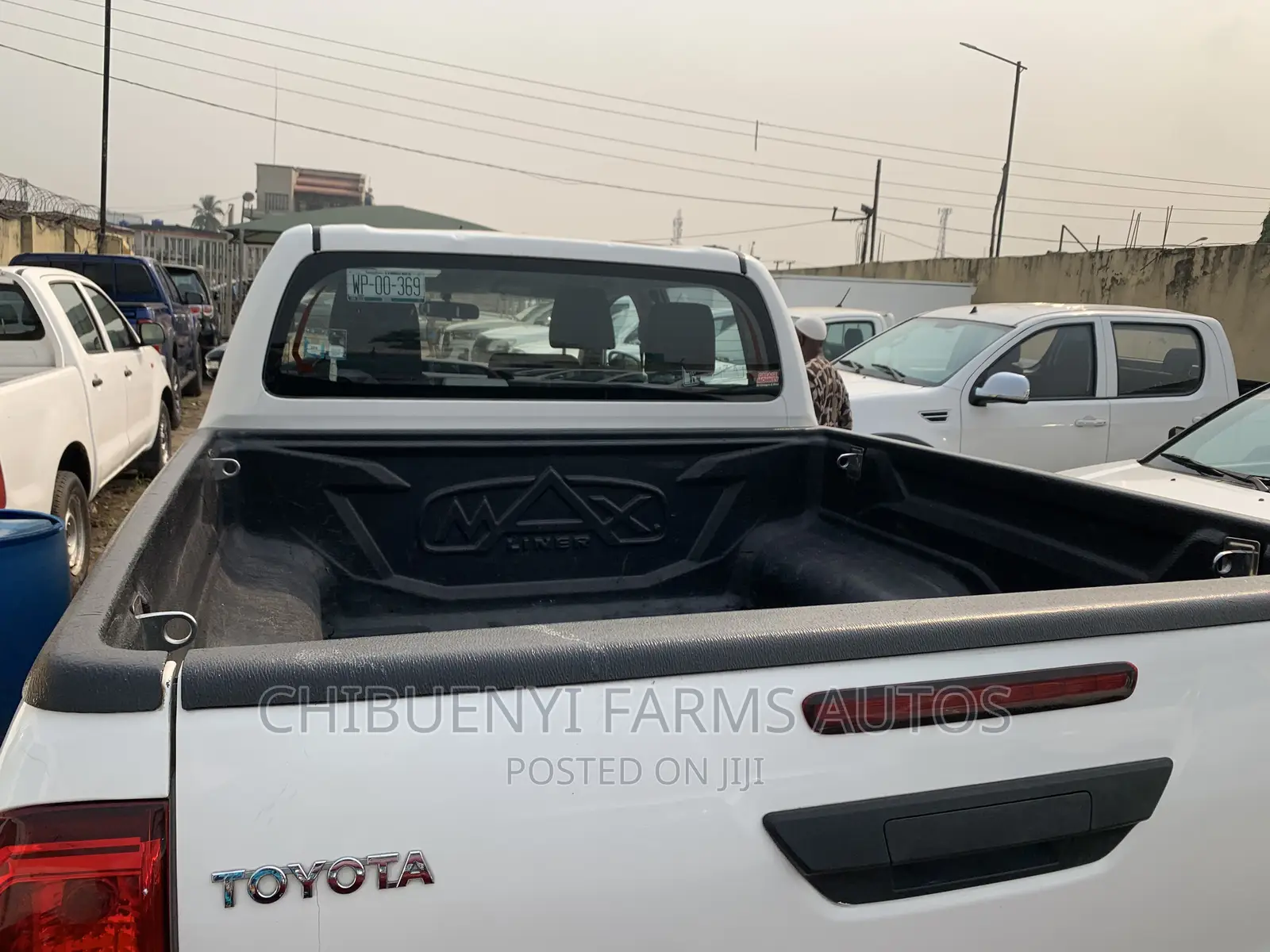 Toyota Hilux 2016 White