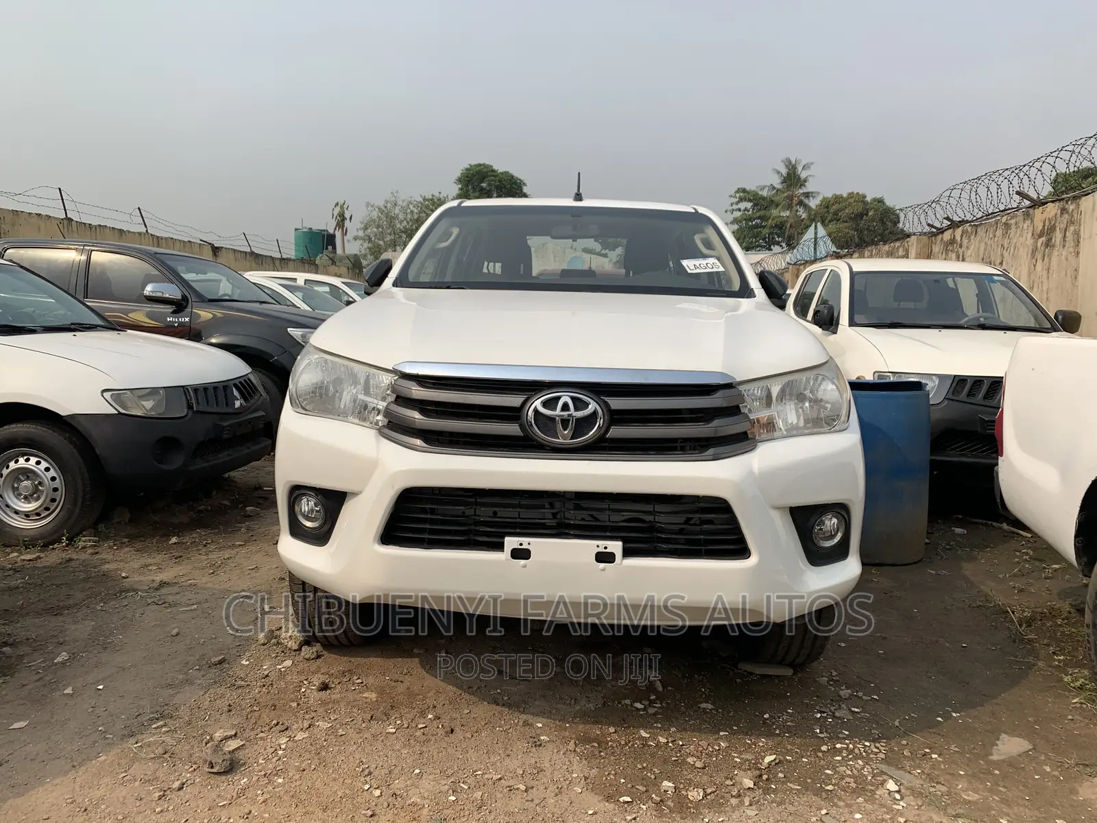 Toyota Hilux 2016 White