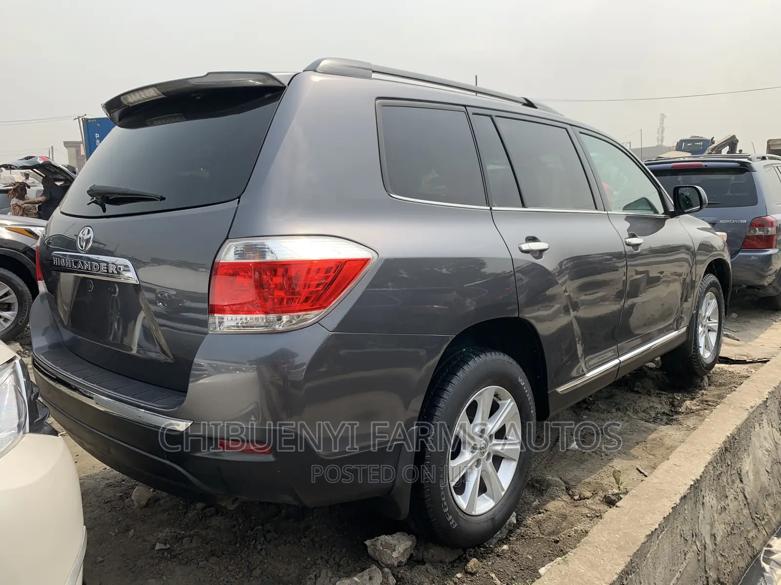 Toyota Highlander Limited 3.5L 2WD 2013 Gray