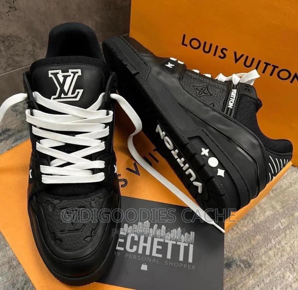 Louis Vuitton Black/White Sneakers With Embossed Monogram