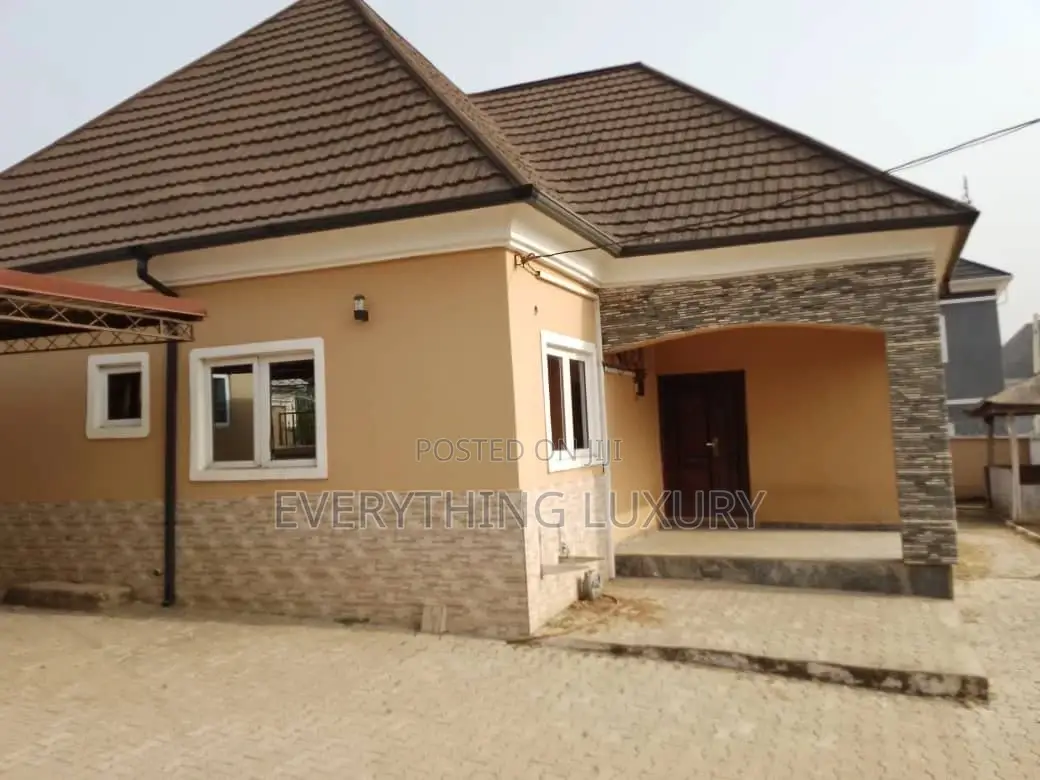 Furnished 4bdrm Bungalow in Scc Ushafa for rent