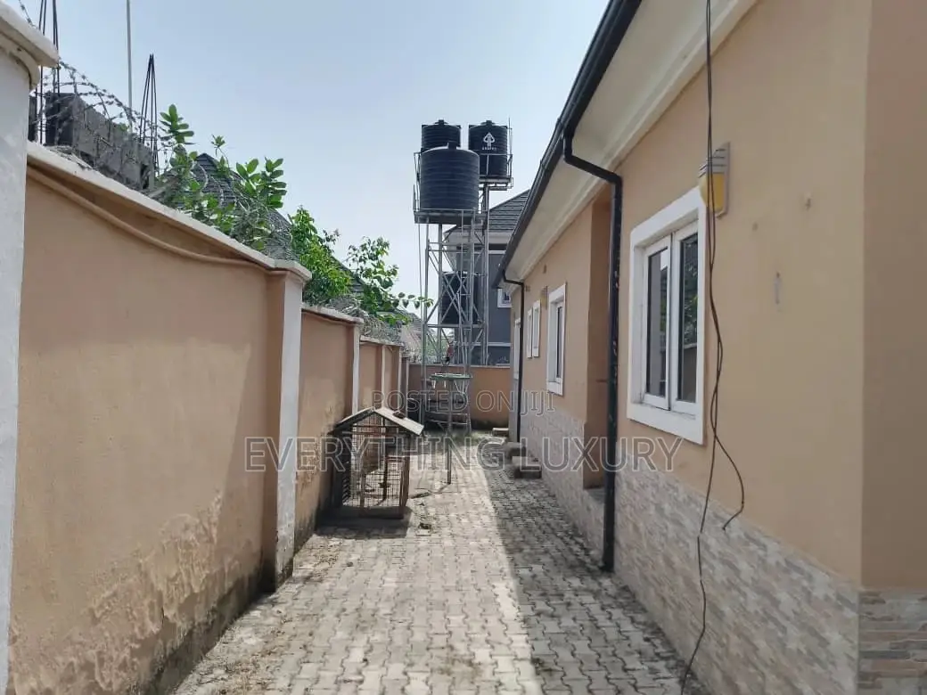 Furnished 4bdrm Bungalow in Scc Ushafa for rent