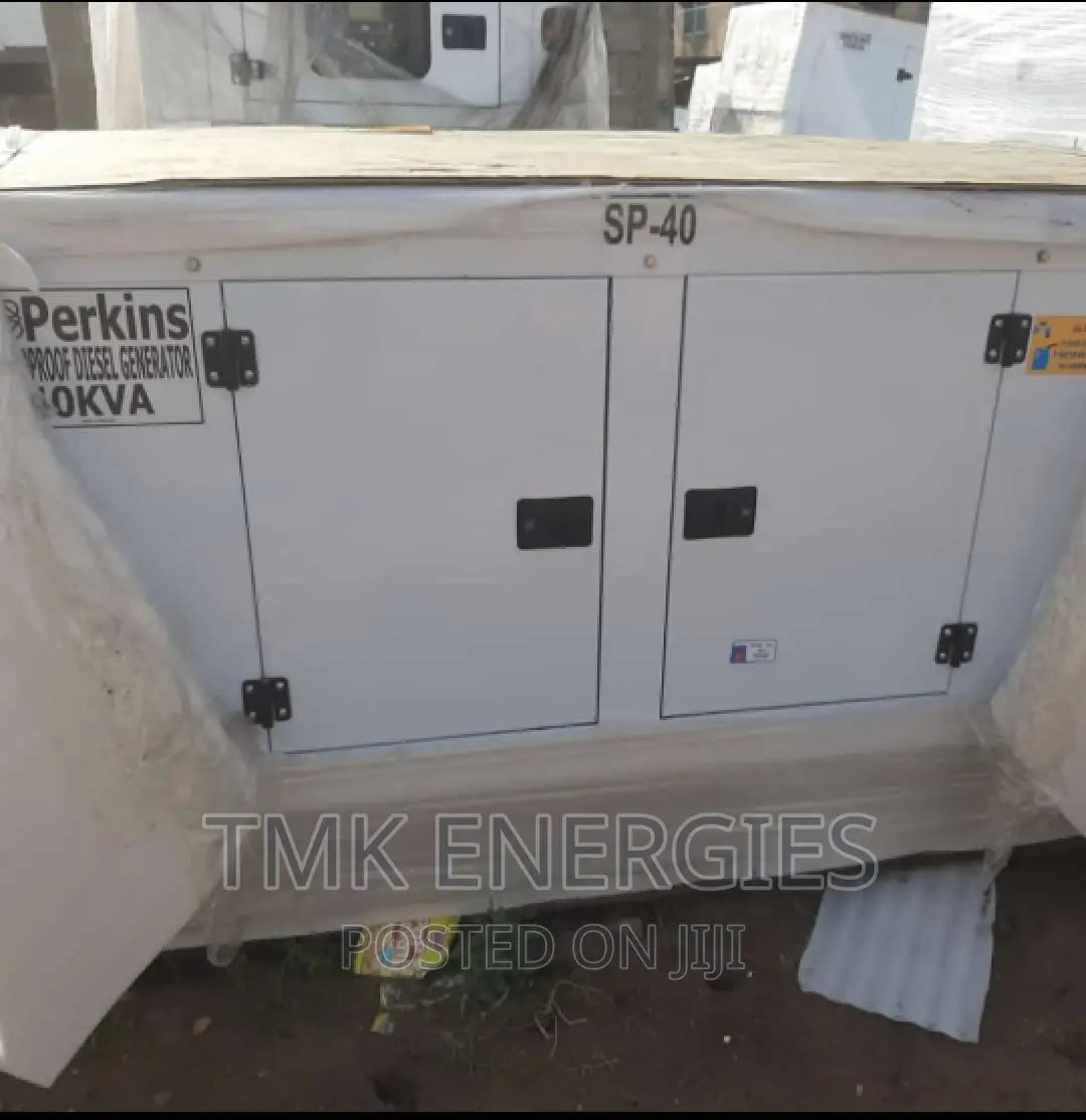 40KVA Perkins Soundproof Diesel Gen