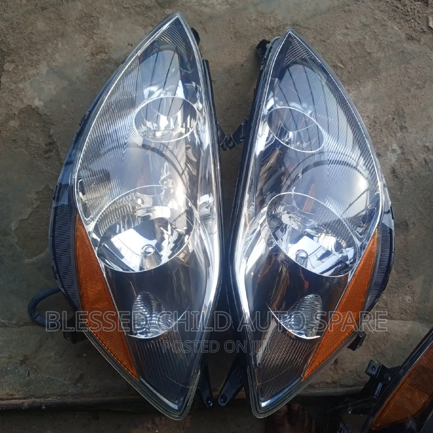 Headlamp Toyota Sienna 2006-2008 Charger Type