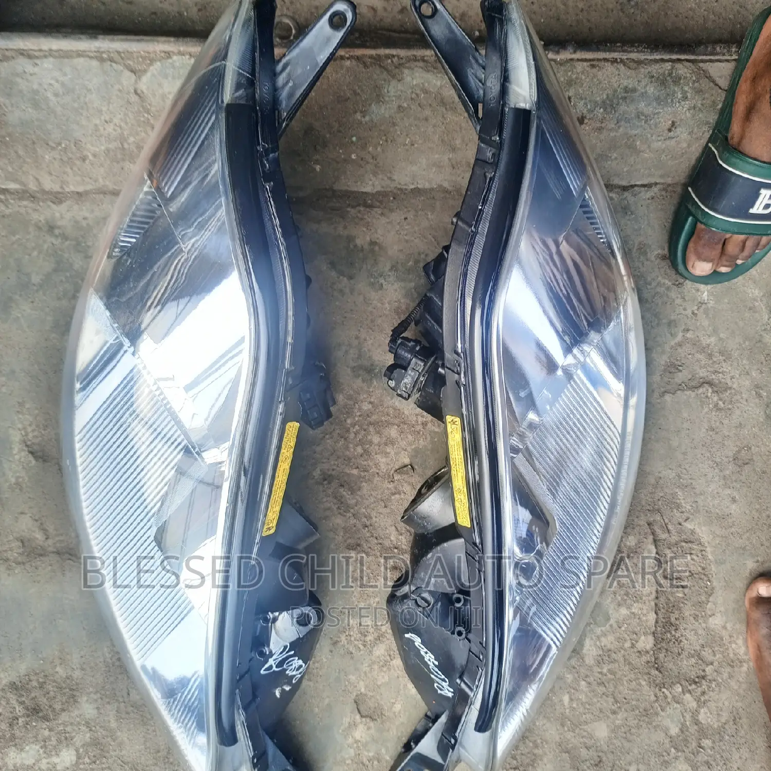 Headlamp Toyota Sienna 2006-2008 Charger Type