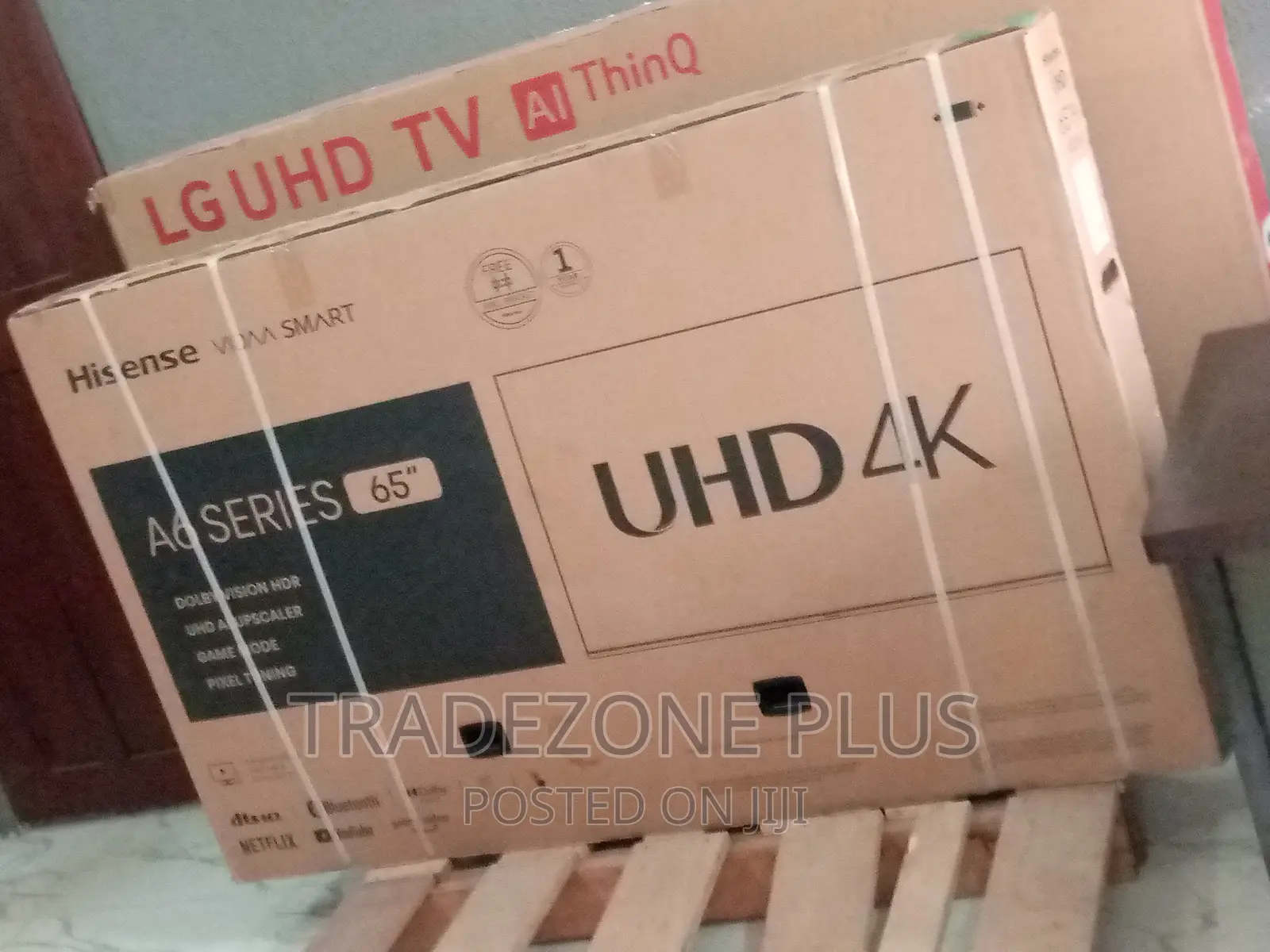 65" Hisense Smart TV Youtube+