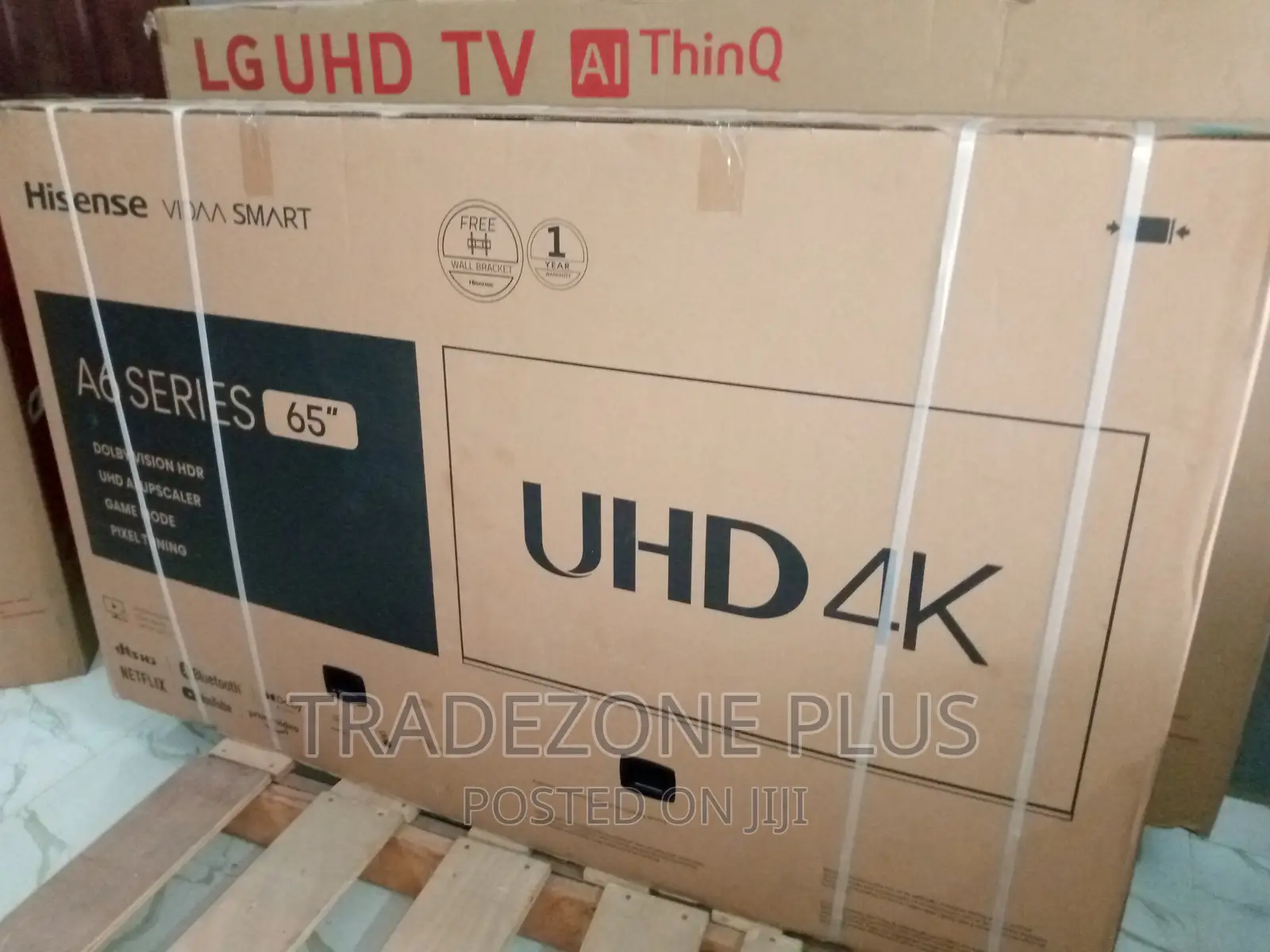 Durable 65'' Hisense Smart Television Bluetooth+