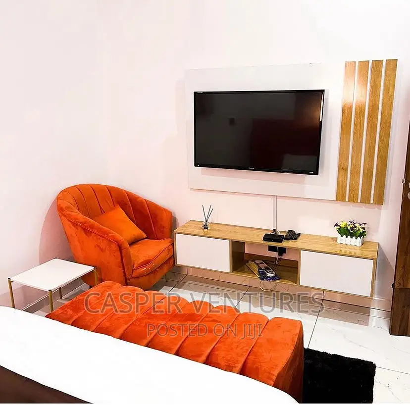 Spacious and Colorful Apartment