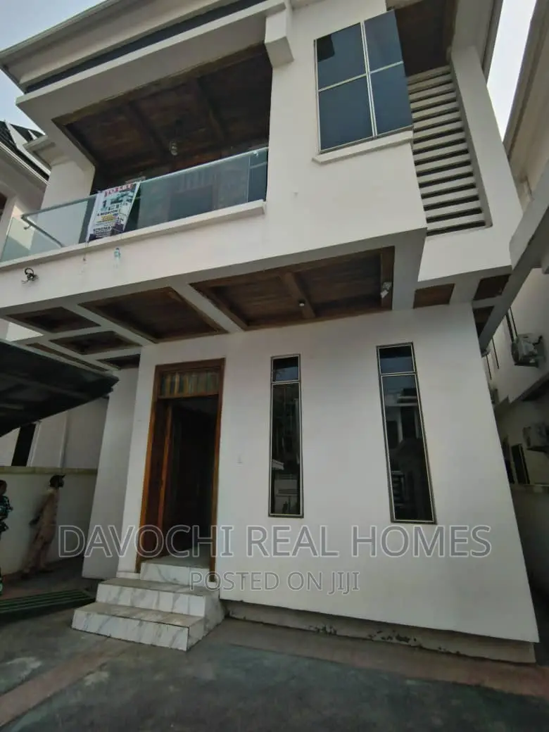 4bdrm Duplex in Chevron, Lekki for rent