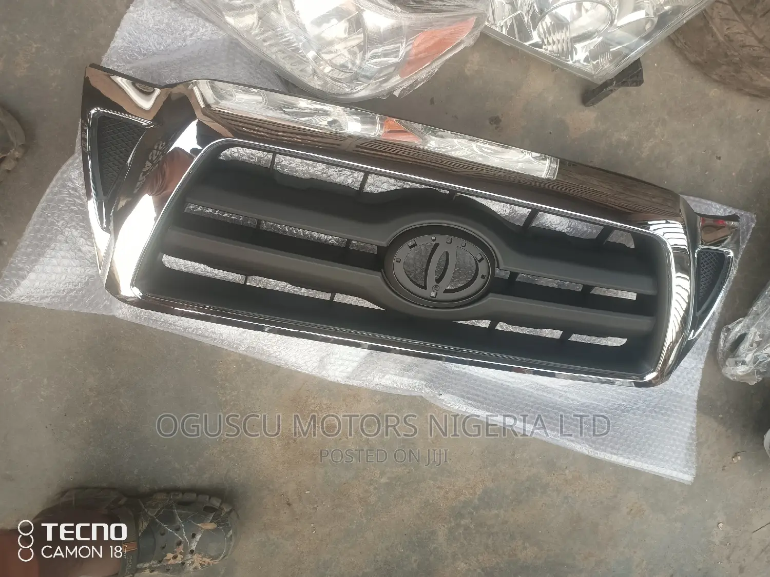 Front Grille Tacoma 2005-2008 Model