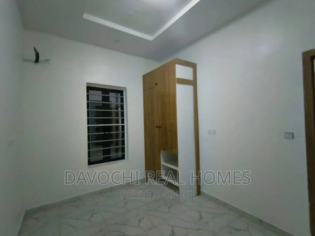 4bdrm Duplex in Ikota, Lekki for rent