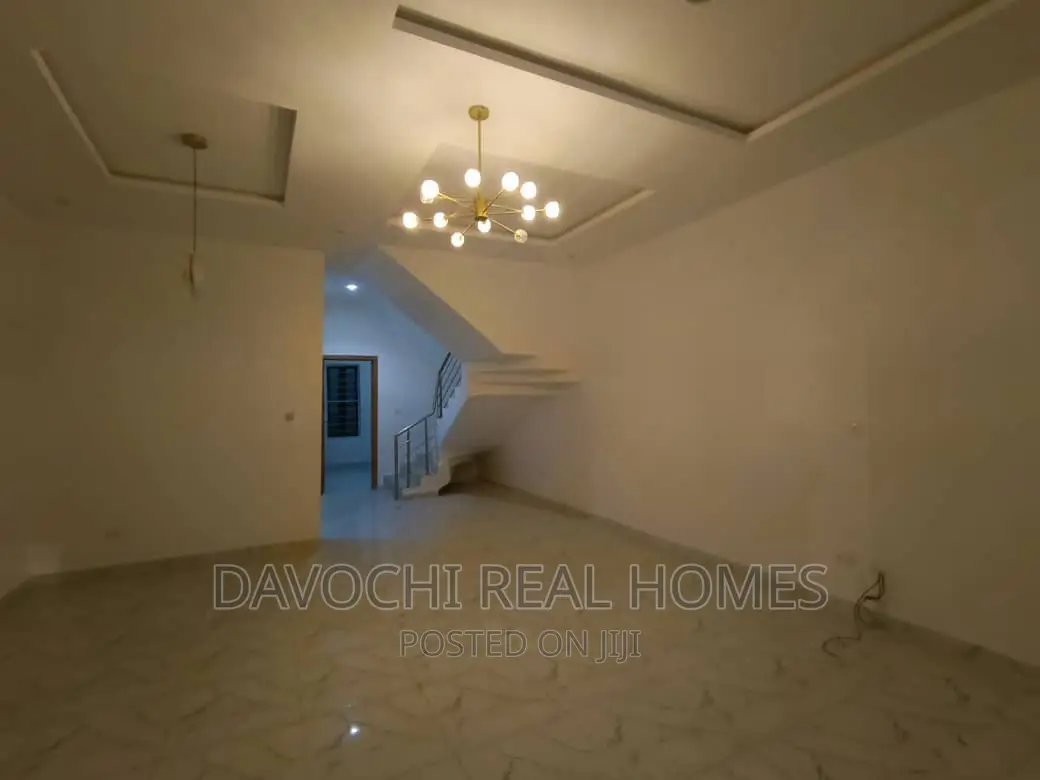 4bdrm Duplex in Ikota, Lekki for rent
