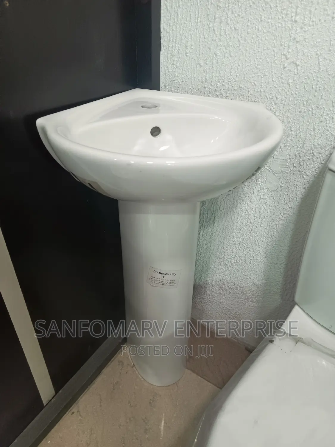 Twyford Galerie Corner Basin