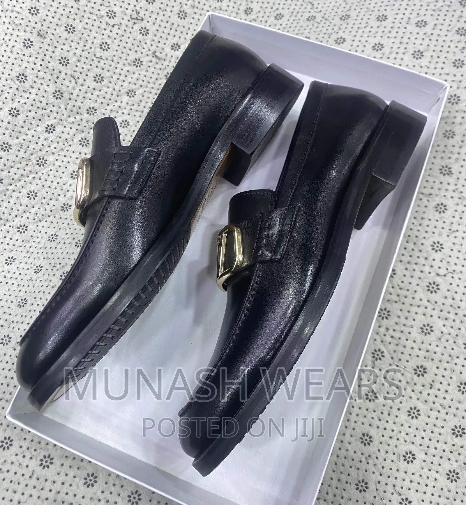 Original Italian Valentino Luxury Shoe