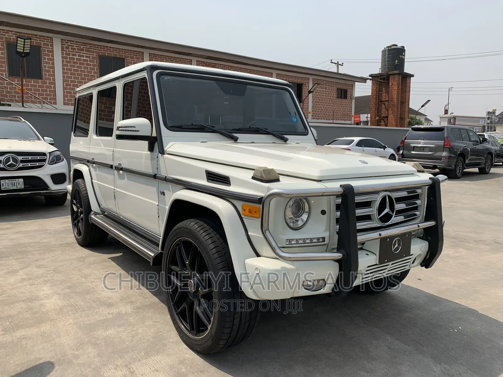 Mercedes-Benz G-Class Base G 550 AWD 2013 White